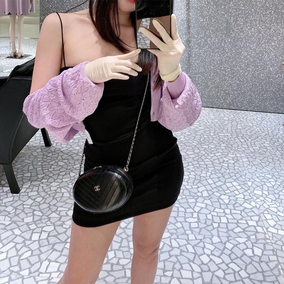 Chanel Limited round vanity 20C - Picture 3 of 9